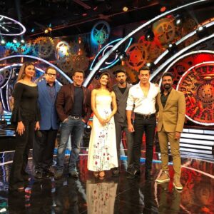 Salman Khan Instagram - ‪Race 3 team at the Bigg Boss House . ‬