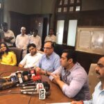 Salman Khan Instagram - Met commissioner& officials at BMC office.Soon going to share info about d work, all of them do a thankless job which is fab,appreciate them