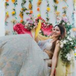 Samantha Instagram - Queen in my own kingdom #chaysam @josephradhik @kreshabajaj @vanrajzaveri @storiesbyjosephradhik