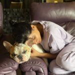 Samantha Instagram - Sunday Rest day Snuggle day Happy day 📸 @chayakkineni