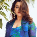 Samantha Instagram - For the #SamJam 🎄💚 In @reik_clothing Earrings @deepagurnani Styled @jukalker M&H @sadhnasingh1 @koduruamarnath 📷 @eshaangirri