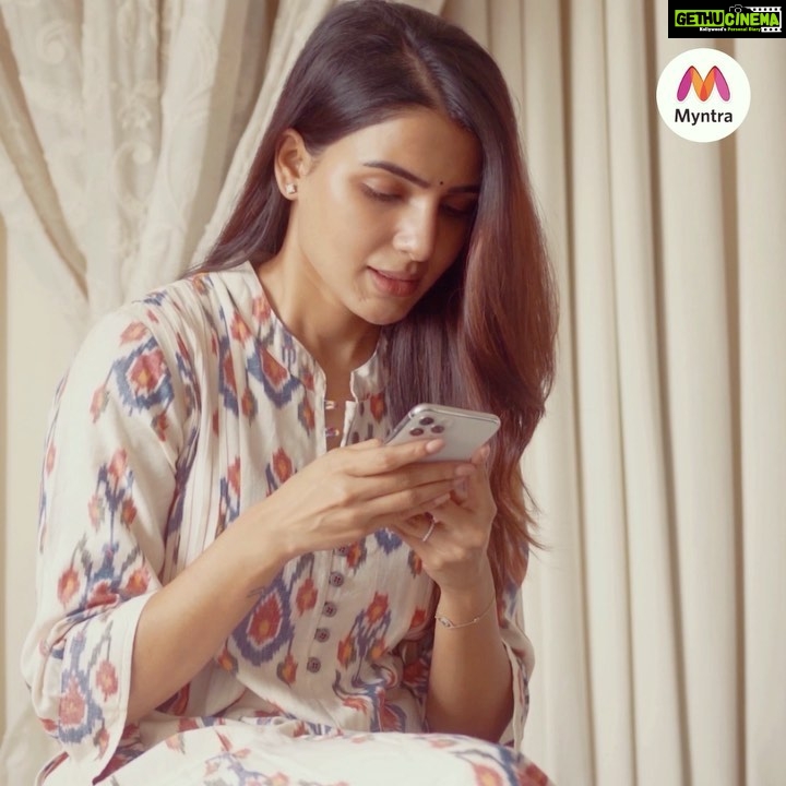 Samantha Instagram - The countdown to the #MyntraEndOfReasonSale has begun. Head over to your @myntra app and add to the wishlist the styles you love. Welcome India's biggest fashion sale from the 19th-22nd of June and enjoy 50-80% Off on the best of brands. Are. You. Ready. To. Shop? #1DayForMyntraEORS12 #MyntraEORSPricesRevealed #WishlistForMyntraEORS #myntraeors2020