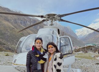 Samantha Instagram - End of an amazing trip 🙏 #CharDhamYatra #yamanotri #gangotri #kedarnath #badrinath I have always been fascinated by the Himalayas… ever since I read the Mahabharata it has been a dream to visit this paradise on Earth , a place of great mystery .. the abode of Gods . It has been everything I hoped it would . Serene and majestic .. a complex confusion between myth and reality . Absolutely breathtaking!! The Himalayas will have a special place in my heart . And all the more special because I got to experience it with you @shilpareddy.official ♥️ #soulsister Badrinath Temple