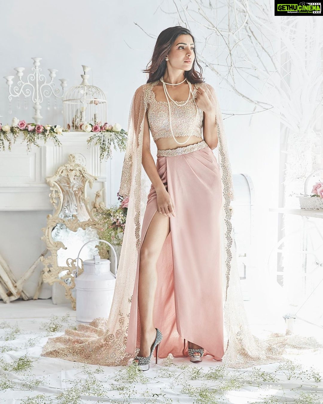 Samantha Instagram - Repost @kreshabajajofficial Thea✨ The most beautiful @samantharuthprabhuoffl in the Emma set. Embellished with pastel resham, glass beading and delicate gota work ✨ See you in Hyderabad soon for an exclusive preview! Taj Krishna 29th and 30th June 11 AM - 7 PM