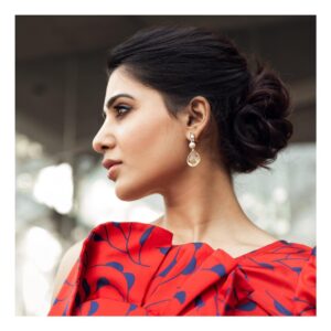 Samantha Instagram - Isssma good side 🤓 📷 @eshaangirri