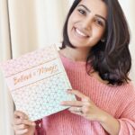 Samantha Instagram - Those of you who know me, know I love stationery and love @artchetypestudio. Last year I gave all my friends Cubo planners for Christmas. So this year I thought, why not give you guys a little surprise .. I want to GIFT 50 of you my favourite planner from @artchetypestudio.. As we begin the New year, instead of focussing on everything that’s not going right for us let’s try focussing on what is going to make us happy and positive ... My top 3 priorities for 2019 for a happier and more positive year would be - 1) Being grateful 2) More empathetic and 3) Making peace with green leafy vegetables .. What are your top 3 goals for the New year? My favourite 50 answers will get this beautiful planner from me 😊. So start writing your top 3 priorities for a happier 2019 below in comments. Let's plan to make the New Year a happy one. Results will be announced on Monday and 50 of you will be alerted in your inbox that you have won 😊. #make2019happy