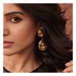 Samantha Instagram - Outfit by @esseclothing Vintage @chanelofficial earring by @viangevintage Styled by @jukalker 📸 @aryan_daggubati Makeup & hair by @tokala.ravi @chakrapu.madhu