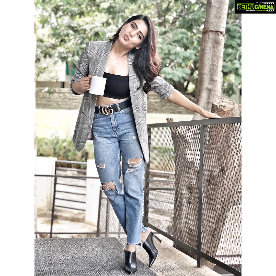 Samantha Instagram - Two days more. #UTurn and #Seemaraja Thankyou for everything already .. For the amazing response to the trailer to the karma theme song .. hoping and praying you enjoy both films this September 13th @pallavi_85 Thankyou for the look my love ❤️❤️