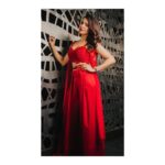 Samantha Instagram – All red❤️ @ridhimehraofficial
Styled by @jukalker
Photographer @eshaangirri
Assistant by @affan.intekhab @tokala.ravi @chakrapu.madhu for Big C