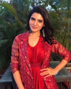Samantha Instagram - #nofilter kinda mood 😊 In @pinnacle_shrutisancheti Earrings by @sachdeva.ritika Styled by @devs213 Assisted by @raagasakya
