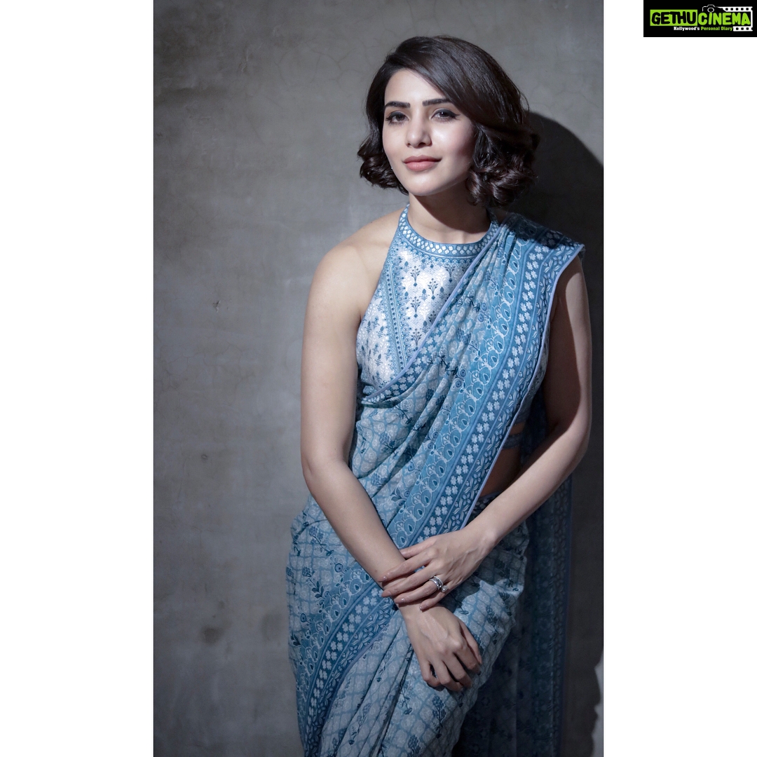 Samantha Instagram - Absolutely loved this outfit ❤️❤️ @anitadongre #Rangasthalamsuccessmeet Styled by @jukalker 📷 by @raviteja7894 H&M @chakrapu.madhu