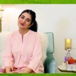 Sarah Khan Instagram - App apni Eid ko special bannanay ke leay kya kartay hain? Comment below and let me know and get a chance to win EIDI with @garnierpakistan 💕 This Eid, shine with even better preps kyunkay eid ho aur eid ki tiyaarian na ho. @garnierpakistan #ramazankareem#eid#tiyaari#garniercolornaturals#pakistan#khushiyaan#haircolor#hairgoals#sarahkhan#colornaturals#sarahkieid