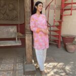 Sarah Khan Instagram – 💖

Wearing @mak_at_akstudio Karachi, Pakistan