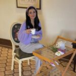 Sarah Khan Instagram - Just chilling with myself! 💜 Saffron D'or Hotels