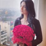 Sarah Khan Instagram - What would you do if you weren’t afraid? 🌹 + 📸: Husband Lahore, Pakistan