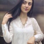 Sarah Khan Instagram – 💕

📸 Husband Karachi, Pakistan