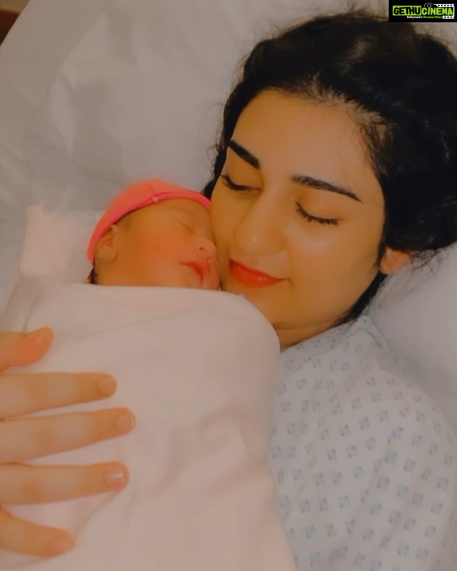 Sarah Khan - 720.7K Likes - Meri Pyaari Alyana, Meri zindagi ♥️ SUBHANALLAH ✨