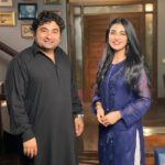 Sarah Khan Instagram - With extremely talented (and hilarious) director and actor @danishnawazofficial from the sets of our new project. - Wearing @aghanoorofficial @arydigital.tv Karachi, Pakistan