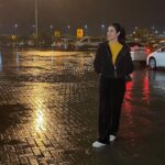 Sarah Khan Instagram - 🌧🥰 Islamabad, Pakistan