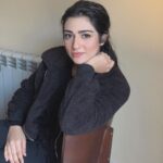 Sarah Khan Instagram - Hair and Makeup @faiza.abbasi.75472570 @humtvpakistanofficial #Sabaat #Miraal Islamabad, Pakistan
