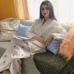 Sarah Khan Instagram - 🌹 Karachi, Pakistan