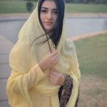 Sarah Khan Instagram - 🌹 Karachi, Pakistan