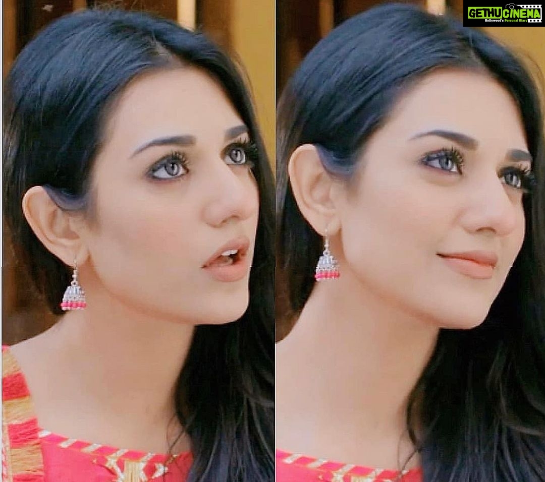 Sarah Khan Instagram - #deewareshab #GaitiAra @deewar.e.shab