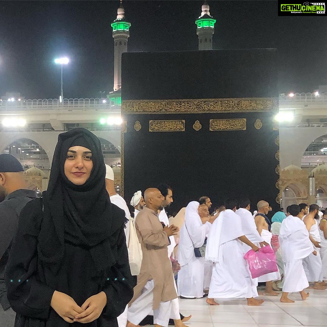 Sarah Khan Instagram - All said and heard. #Allahuakbar 🕋 #secondUmrah’19 Mecca, Saudi Arabia