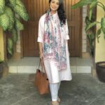 Sarah Khan Instagram - Bag : @styleaccess1 💕