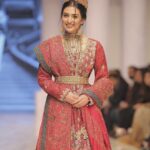 Sarah Khan Instagram - @humaadnanofficial @akifilyasofficial ♥️👑