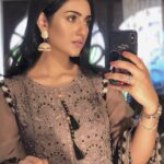 Sarah Khan Instagram –