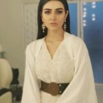 Sarah Khan Instagram - Hair and makeup @akifilyasofficial ♥️ Wearing @humaadnan