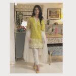 Sarah Khan Instagram - Wearing @alkaramstudio @walnutpk