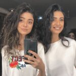 Sarah Khan Instagram - #comingsoon @humaadnan @fnkasia @akifilyasofficial @noorzafarkhann