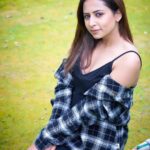 Sargun Mehta Instagram - Baaniye patt ley, jatt main lutt ley.. Te paagal karte main sunehare 😀😀. #QISMAT2 in theatres nearvyou on 23RD SEPTEMBER 2021