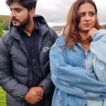 Sargun Mehta Instagram - Swargan da jhoota @gurnambhullarofficial @diamondstarworldwide 😃😃