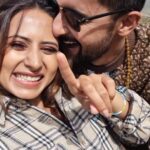 Sargun Mehta Instagram - Ji saanu pyaar hoya 😃😃 @ravidubey2312 #janam #QISMAT2 In theatres near you on 23rd September @jagdeepsidhu3 @ammyvirk @jaani777 @bpraak @mainhoonromy @tips
