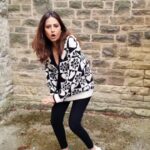 Sargun Mehta Instagram - Shut up 😀😀 Because its trending .