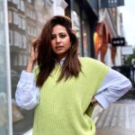 Sargun Mehta Instagram – Zakham wohi hai jo chupa liya jaye,
Jo bata diya jaye
Woh toh tamsha ban jaata hai….
 – anonymous 

#quarantinelife