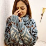 Sargun Mehta Instagram - Looking like a warm hug on a rainy winter day ?