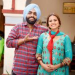 Sargun Mehta Instagram – Kyun mera jaloos kaddo jana ae @ammyvirk 🤭