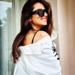 Sargun Mehta Instagram – Swaad lo zindagi da.. swaad 💯