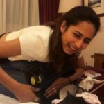 Sargun Mehta Instagram - If you havnt ever packed your bags like this on the last day of your trip.. then well your trip wasnt good enuf 😂😂😂 Not helped but shot by @siddhikarwaa #throwback Ps: mujhe pata hai sab karte hain yeh ab no bolke koi fayda nahi.