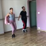 Sargun Mehta Instagram – Posting a rehearsal and letting you know 
#JHALLE TITLE TRACK WILL BE OUT SOON 💃💃💃💃💃 #JHALLE #15thnovember2019 #sargunmehta #binnudhillon #ravidubey #danceonheels 
TO WATCH THE TRAILER SWIPE UP ON MY STORY OR CLICK ON THE LINK IN MY BIO