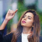 Sargun Mehta Instagram – Teri – “jhalli”