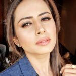 Sargun Mehta Instagram – #4daystogo chandigarh Amritsar Chandigarh …#24THMAY2019 …
Bass aa gye