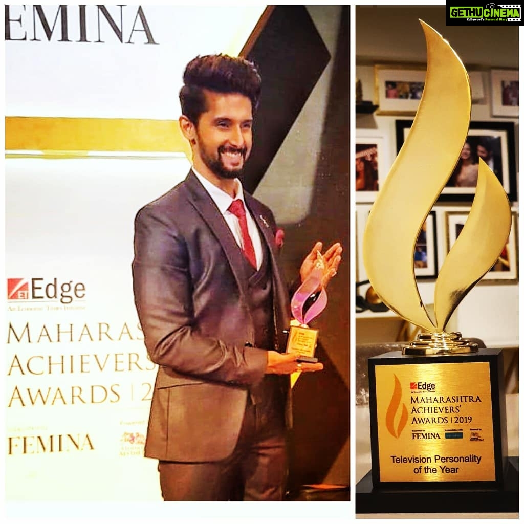 Sargun Mehta Instagram - #MaharashtraAcheiversAward2019 Ravi has always held television as a medium ,in the highest regard ,even during coffee table discussions and casual conversations I have seen him get into feirce arguments when people dont give television its due respect..he corrects their perspective sometimes humbly and often aggressively ..he loves,protects and honors TV ...and in Ravi's words "What you honor ,honors you back " television has made him a star but last night this medium made him an 'Acheiver' in the truest sense. congratulations Ravi on winning the prestigious #MaharashtraAcheiversAward2019 alongside celebrated performers,distinguished personalities and acheivers from all walks of life #rajkumarrao #vickykaushal #ravidubey #sunilgavaskar (contribution to the feild of sports ) #shubhatole (contribution to the feild of science) #ltGeneralPatenkar (contribution to indian army) #ranimukherji #aliabhatt #priyankachopra #AnjaliBhagwat (10m rifle champion) #ektakapoor And many many more .. PROUD PROUD PROUD @ravidubey2312 to see your name amongst these phenomenal acheivers ...#fullpower π€π€π€