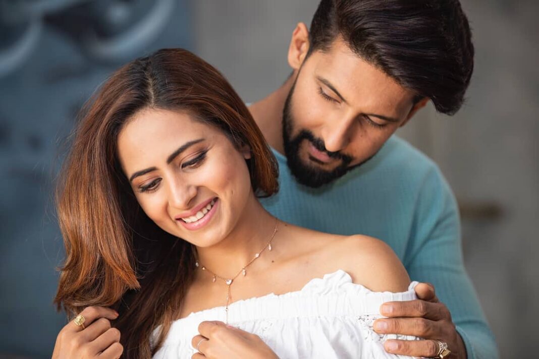 Sargun Mehta Instagram - Sometimes it hits me that Ravi and I have been together for 9 years and I can’t believe it coz to me, it only feels like yesterday that we first met. At that moment, I told myself, “Sargun, #FollowYourHeart and you will find happiness!” and I’m happy everyday that I did coz my husband is the best! He showers me with love, affection and on days like today, even beautiful sparkly presents from @swarovski! Do you guys like it? @missmalini #swarovski #MMxSwarovski #ad