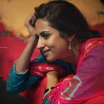 Sargun Mehta Instagram - Pammi soch vich hai ki tussi haje tak TRAILER dekhya ya nahi.. Click in link on my bio to watch it now #KALASHAHKALA #14THFEB2019 #binnudhillon #JordanSandhu #sargunmehta #dreamiyataentertainment #punjabimovie #punjabi #punjab