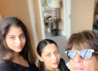 Shah Rukh Khan Instagram - Two many beautiful women..Too little time. Will be back NYC to savour their company & love again...soon.